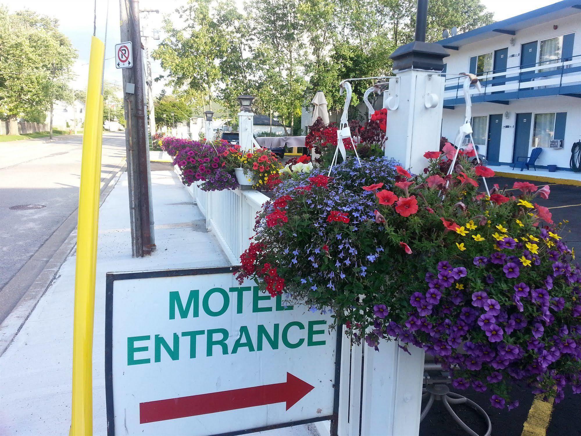 Niagara Parkway Court Motel Exteriör bild